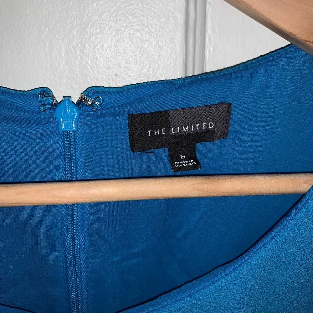 Fully Lined Limited Blue Dress - Picture 4 of 6